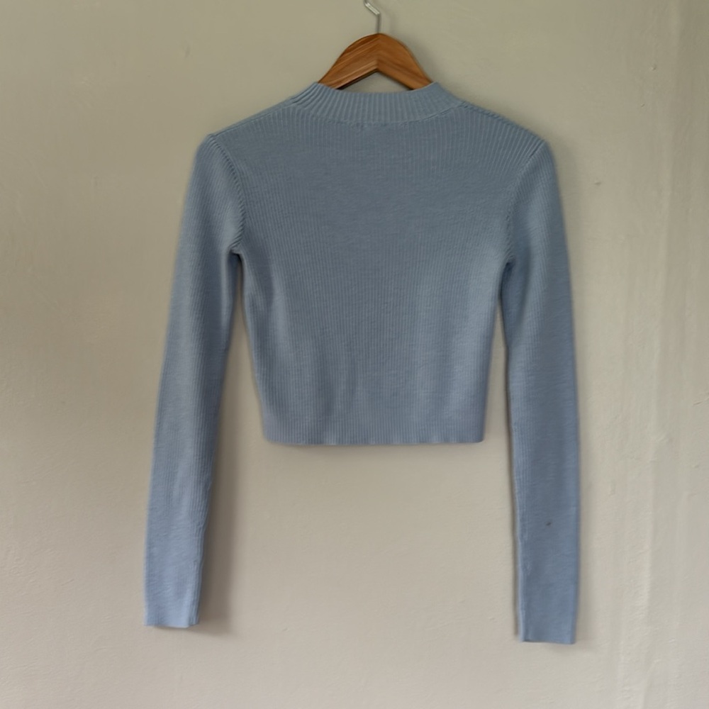 Brandy Melville Light Blue Ribbed Long Sleeve Top - Picture 4 of 4